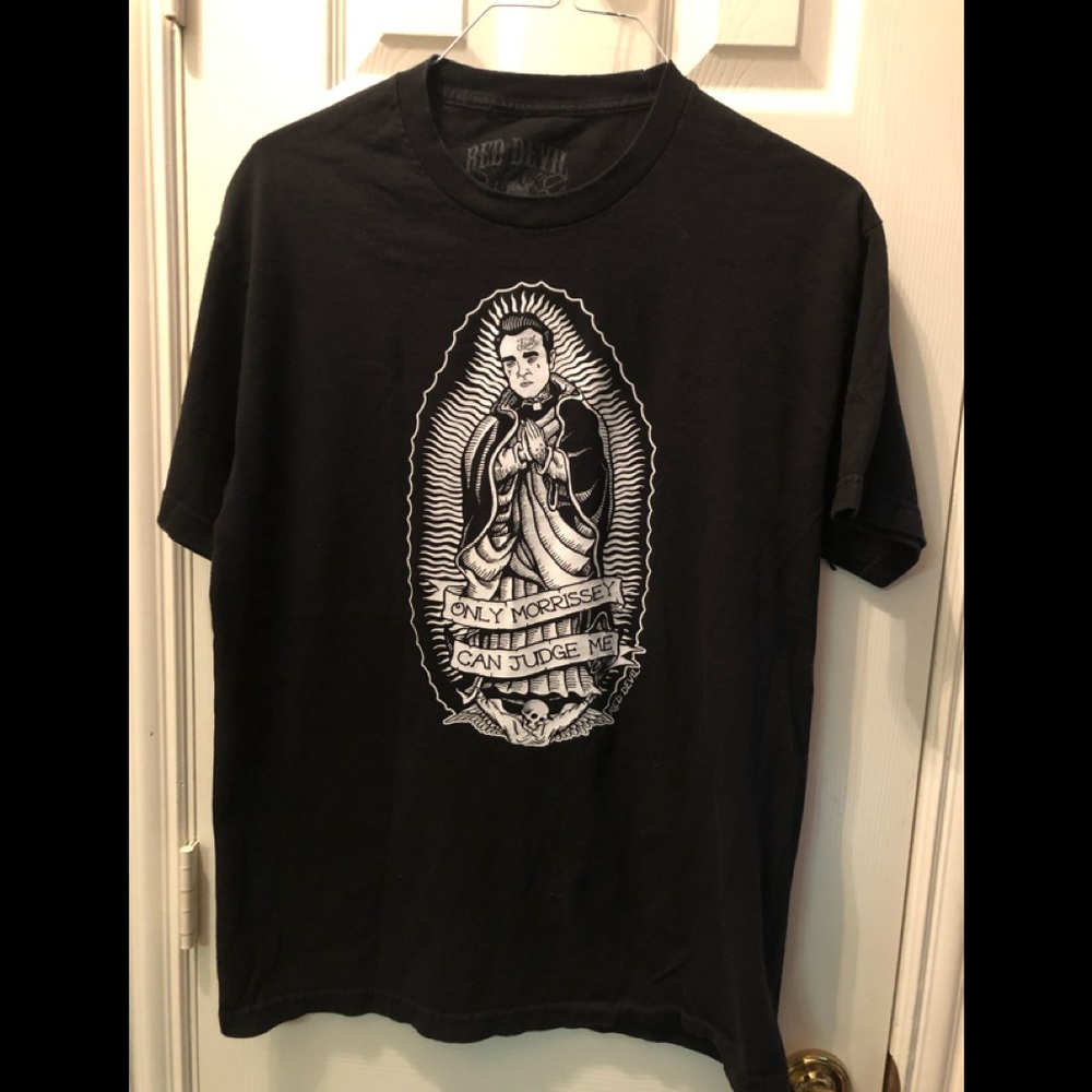 Red Devil Black Tee Shirt, Size L, Great preowned condition
